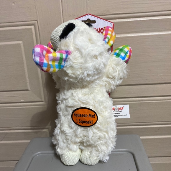 - Lambchop 8" dog Toy With Squeaker. - Picture 4 of 5